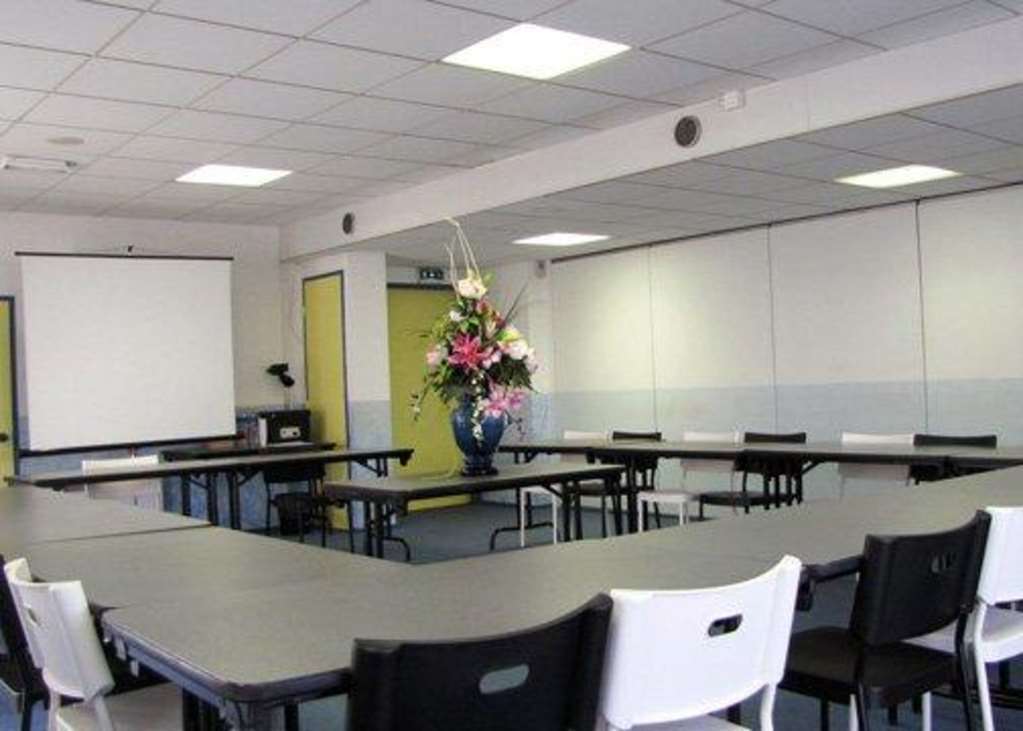 Comfort Hotel Poissy Technoparc Létesítmények fotó